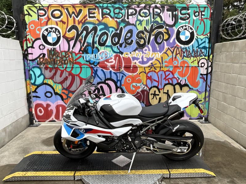 New 2026 BMW S 1000 RR Image 5