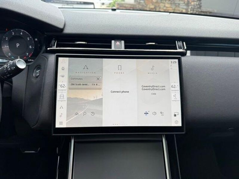 Used 2025 Land Rover Range Rover Velar Dynamic SE