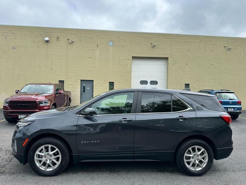 2022 Chevrolet Equinox LT photo 9
