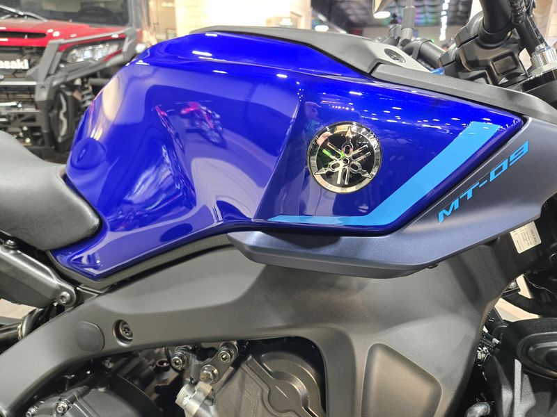 NEW 2026 YAMAHA MT09 Image 7