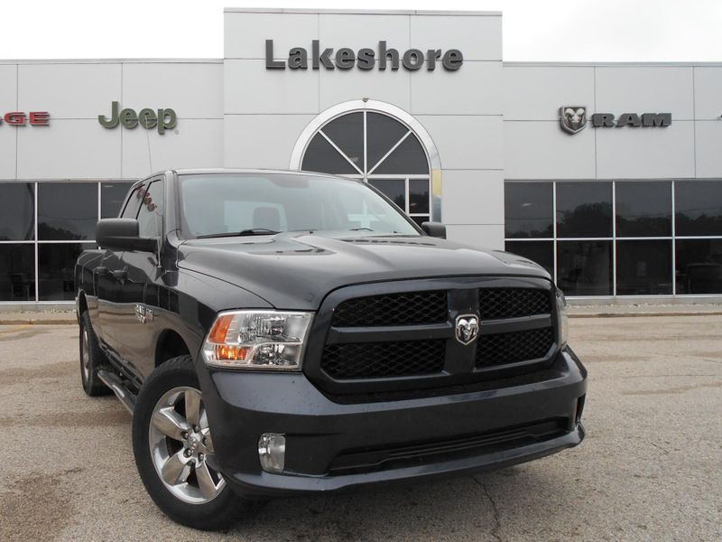 2018 RAM 1500 ExpressImage 3