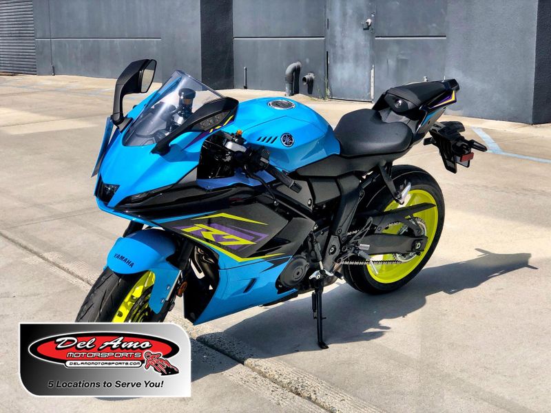 New 2026 Yamaha YZF-R7 Image 1