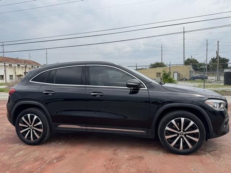 Used 2021 Mercedes-Benz GLA 250 250Image 4