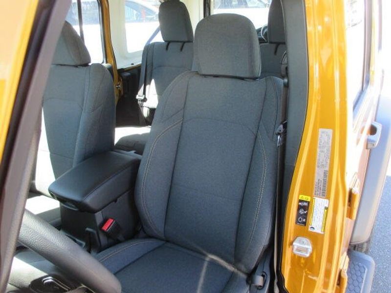 New 2026 Jeep Wrangler 4-door SportImage 13