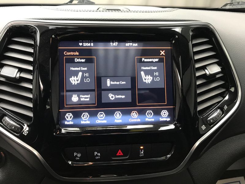 2021 Jeep Cherokee LimitedImage 8