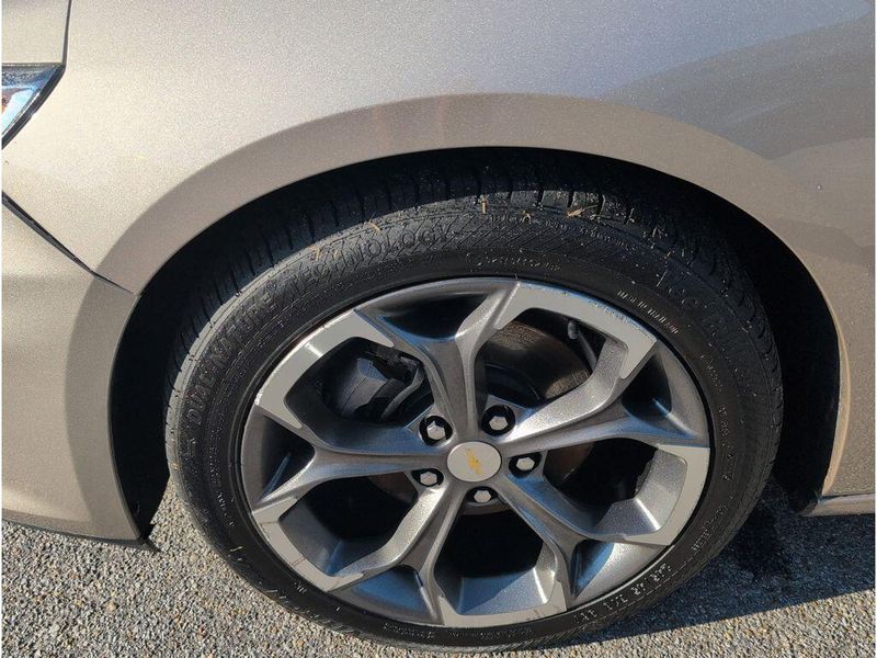 Used 2023 Chevrolet Malibu LTImage 9