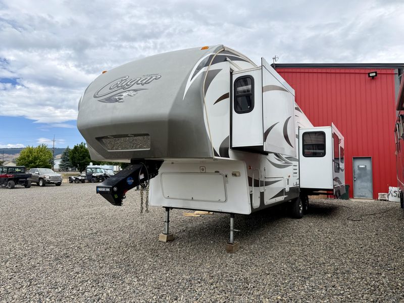 Used 2012 KEYSTONE COUGAR 318 SAB Image 2