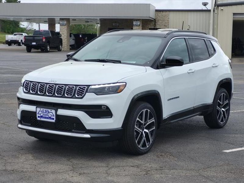 2025 Jeep Compass Limited 4x4Image 3