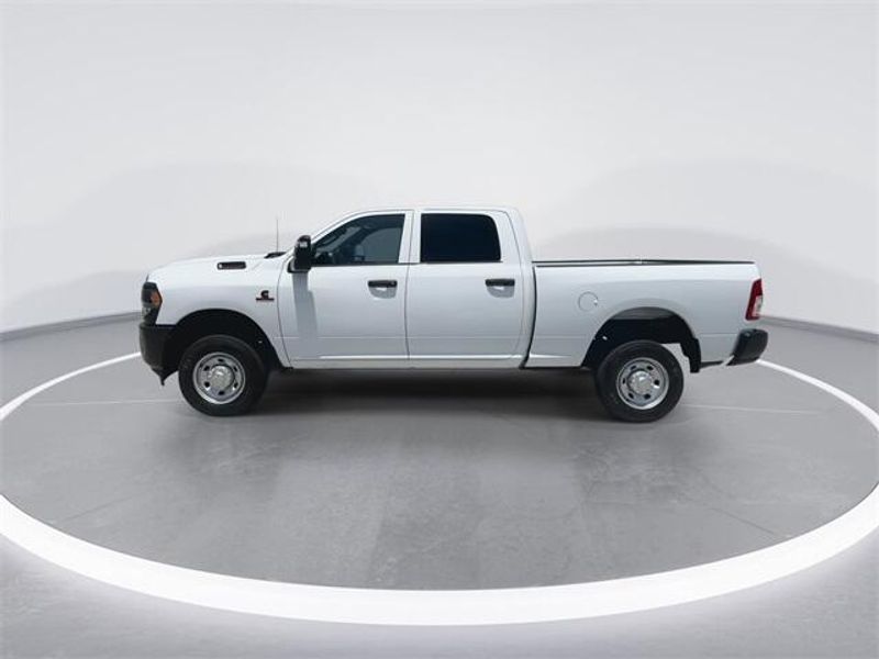 2023 RAM 2500 TradesmanImage 5