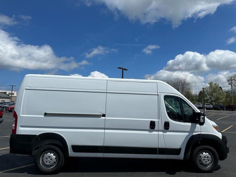 2023 RAM ProMaster 2500 High RoofImage 10