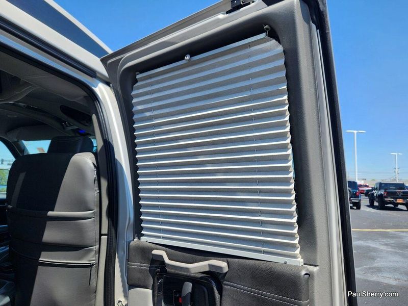 2023 Chevrolet Express Cargo Image 44