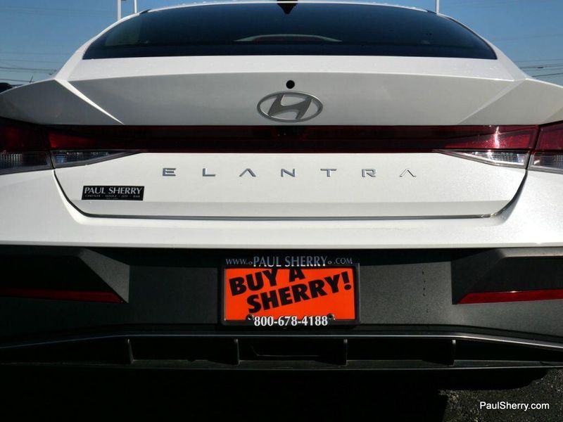 2024 Hyundai Elantra SELImage 51
