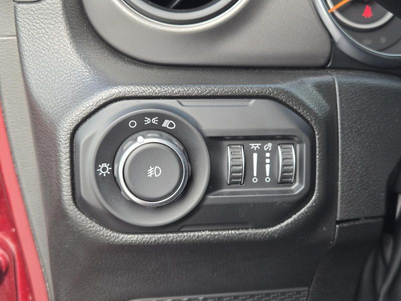 Used 2022 Jeep Wrangler Unlimited Sport 4x4