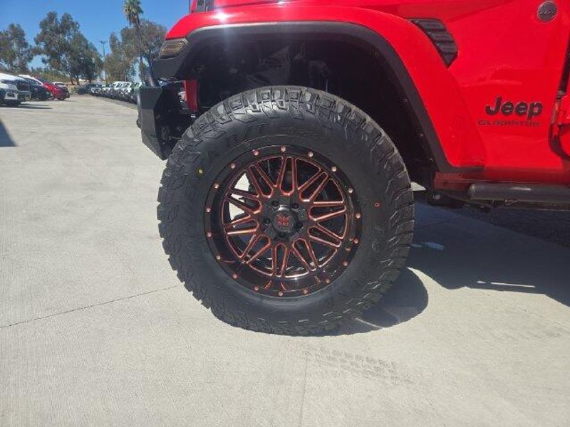 Used 2022 Jeep Gladiator SportImage 21