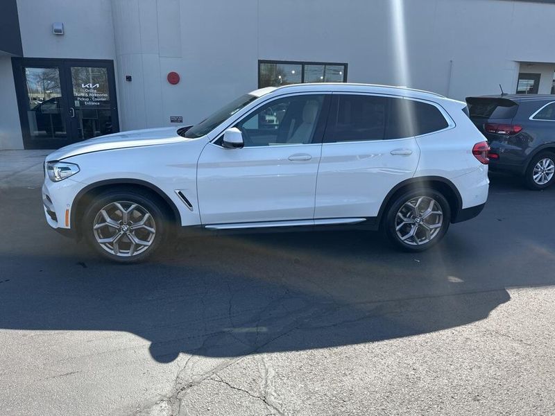 2021 BMW X3 xDrive30iImage 1