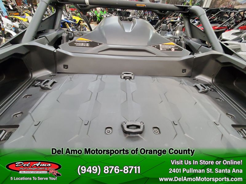 2024 Can-Am 9BRB  in a CATALYST GRAY & NEO YELLOW exterior color. Del Amo Motorsports of Orange County (949) 416-2102 delamomotorsports.com 