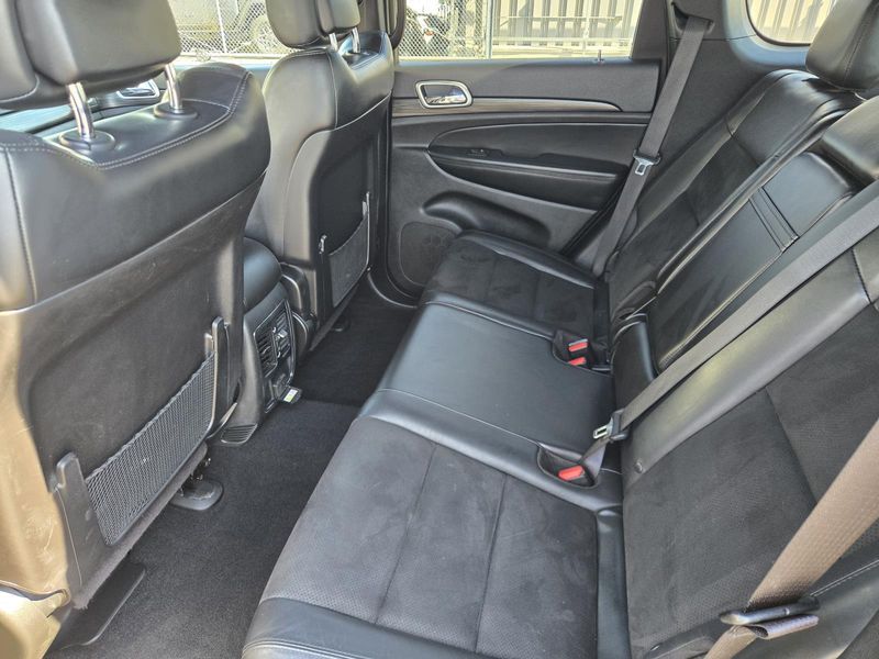 Used 2021 Jeep Grand Cherokee Laredo X 4x4