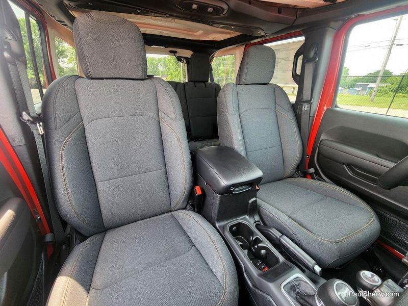 2025 Jeep Wrangler 4-door Sport SImage 2