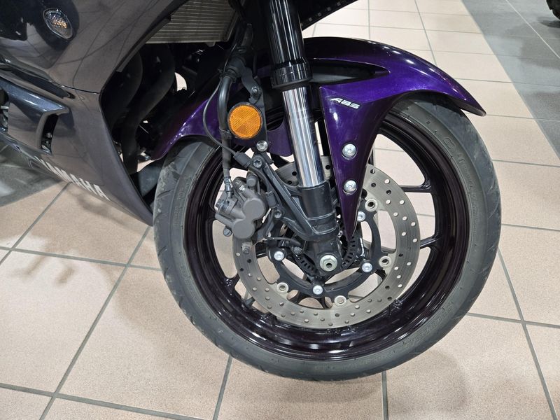 2023 Yamaha YZFR3 ABS Image 19