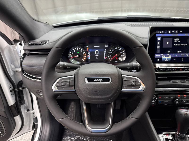 New 2025 Jeep Compass Limited 4x4Image 10