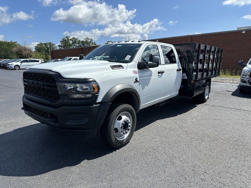 2024 RAM 5500 Tradesman Chassis Crew Cab 4x4 84