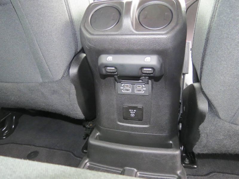 Used 2025 Jeep Wrangler 4xE Sahara 4x4 4dr SUVImage 10