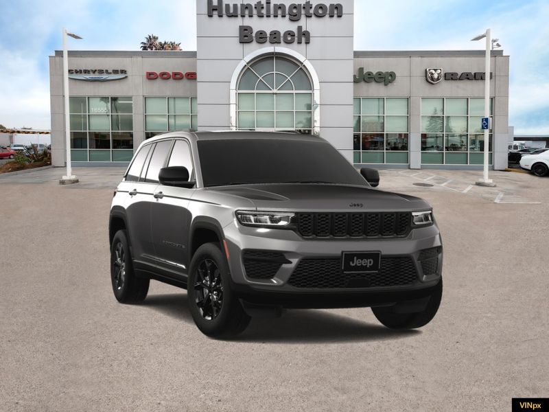 2025 Jeep Grand Cherokee Altitude X 4x2Image 16