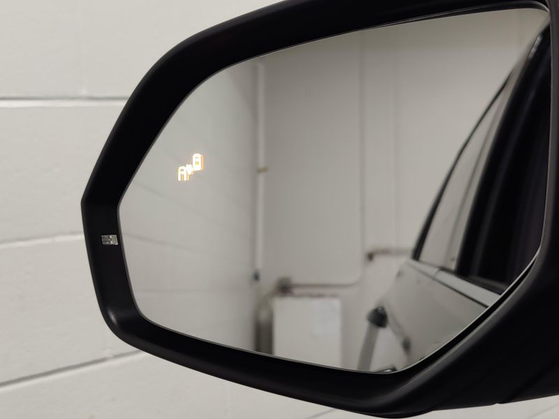 Used 2025 Volkswagen Atlas Cross Sport SEL Premium R-Line w/Sunroof/NavImage 27