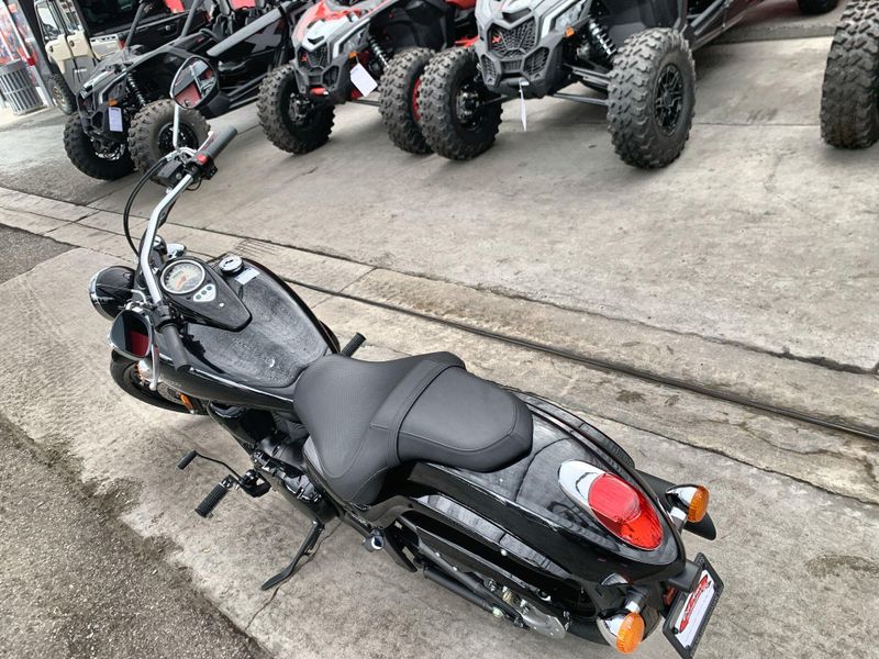 New 2026 Kawasaki VULCAN 900 CUSTOM Image 28