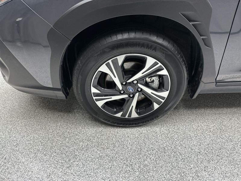 Used 2024 Subaru Crosstrek PremiumImage 2