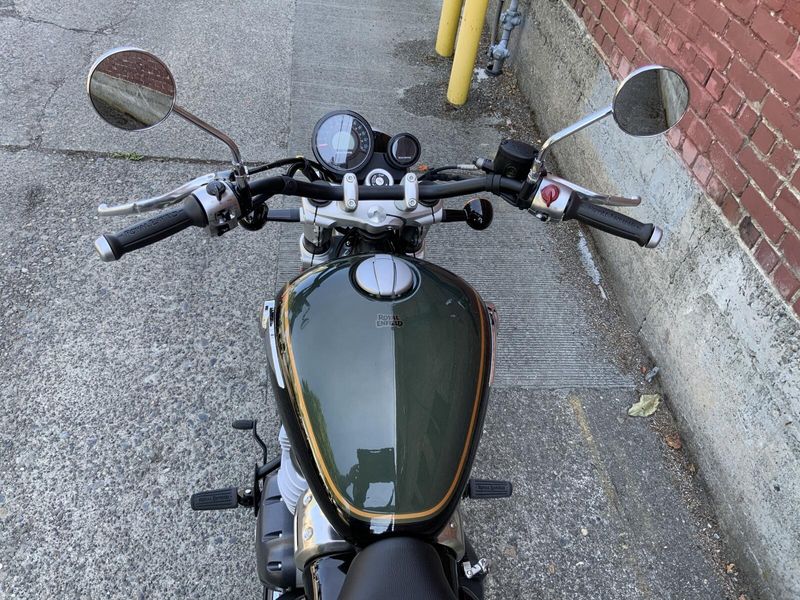 New 2024 Royal Enfield SUPER METEOR 650 MID 
