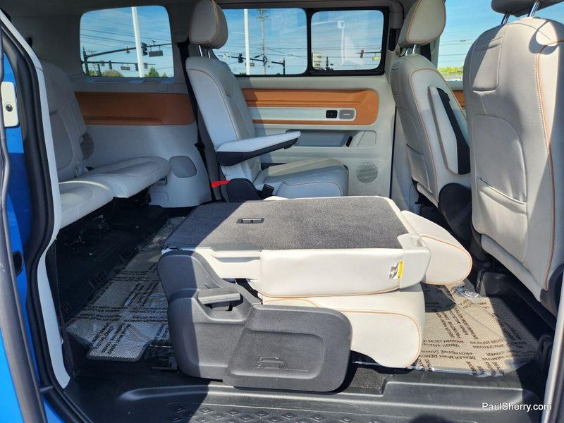 2025 Volkswagen ID. Buzz photo 39