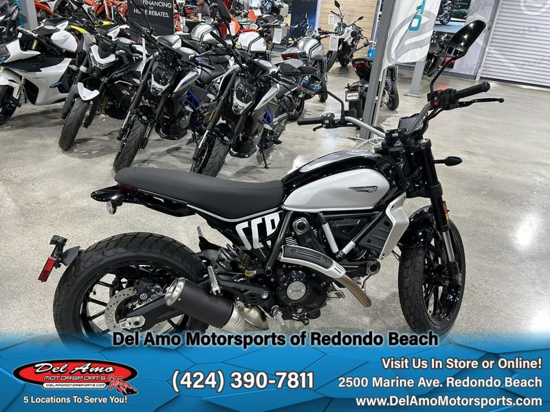2024 Ducati SCRAMBLER ICON (2G) Image 5
