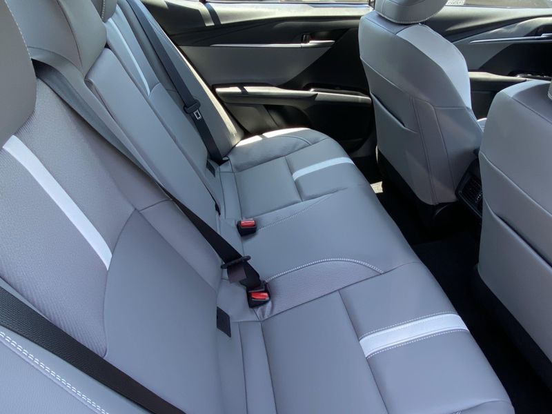 New 2025 Toyota Camry SEImage 12