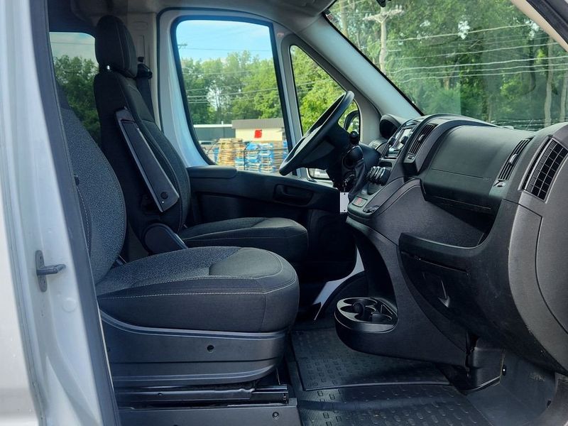 2015 RAM ProMaster 2500 Window Van High RoofImage 48