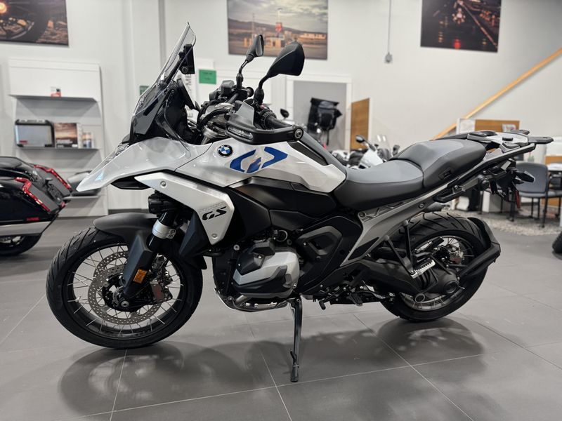 2025 BMW R 1300 GSImage 2
