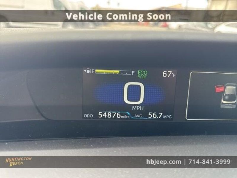 2022 Toyota Prius LEImage 11