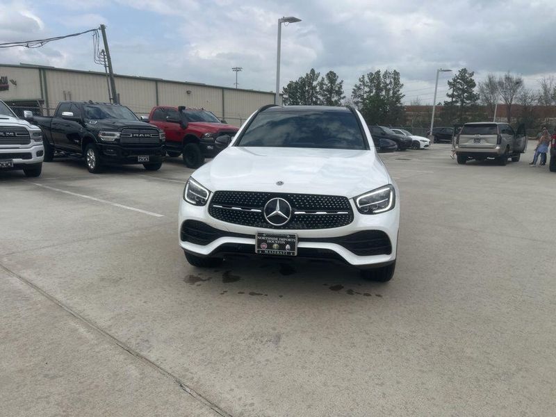 Used 2021 Mercedes-Benz GLC 300 300Image 2