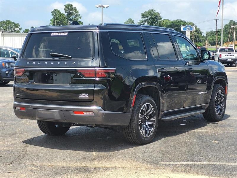 2022 Jeep Wagoneer Series IIIImage 6