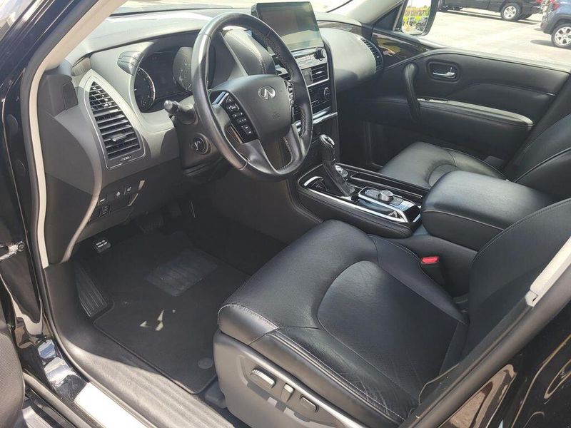 2023 INFINITI QX80 LuxeImage 28