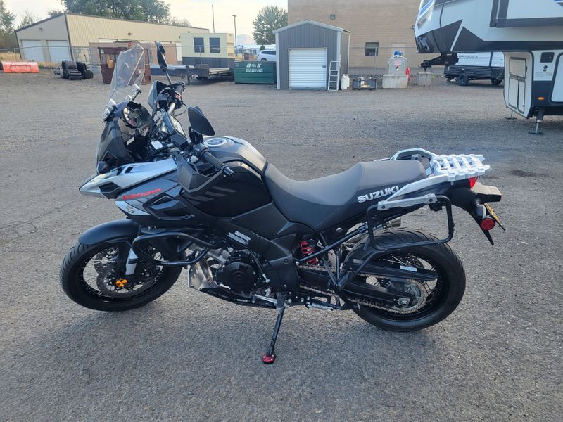 Used 2018 Suzuki V-STROM 1000 ABS ADVENTUR Image 2