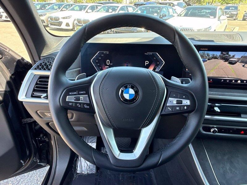 Used 2026 BMW X5 sDrive40iImage 24