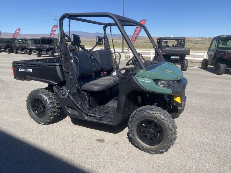 New 2026 Can-Am DEFENDER HD7 