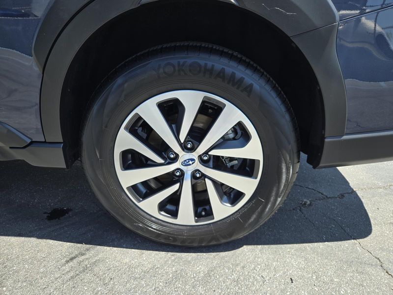 Used 2025 Subaru Outback Premium AWD