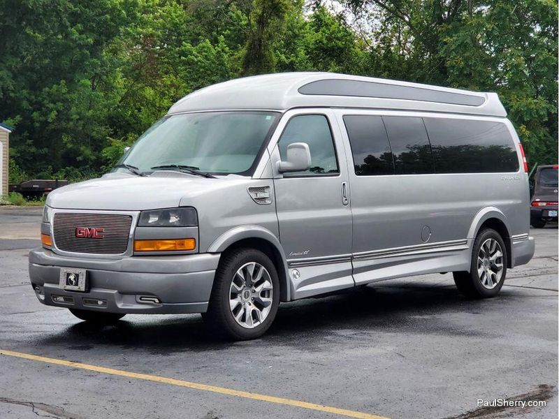 2022 GMC Savana Cargo Image 21