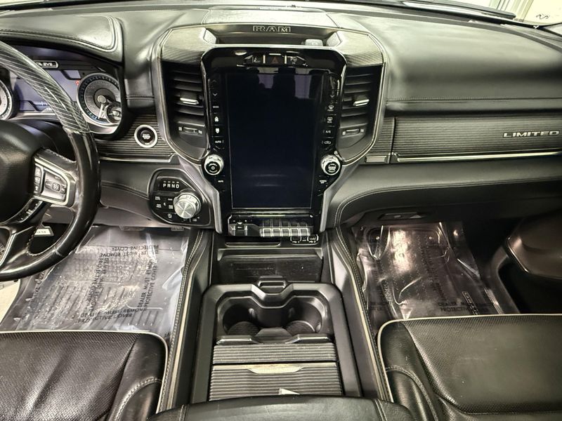 Used 2021 RAM 1500 LimitedImage 18