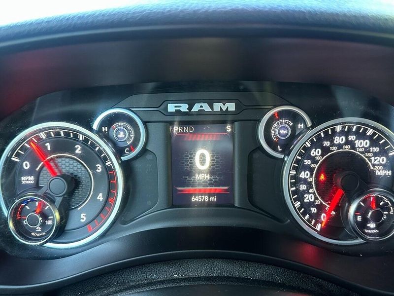 2022 Ram 2500 photo 12