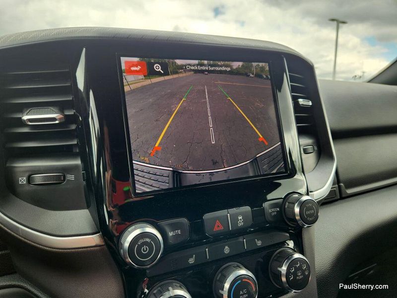 New 2025 RAM 2500 Big Horn Crew Cab 4x4 6'4' Box