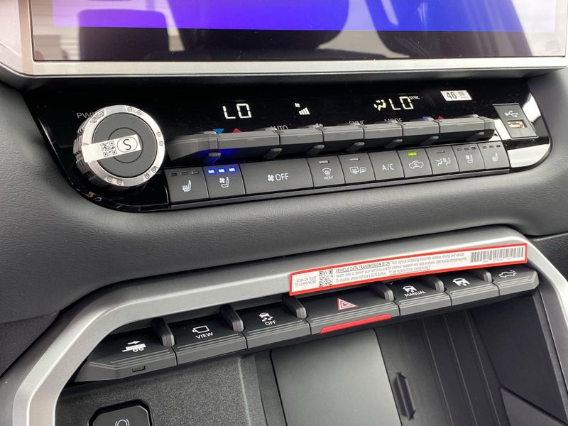 2025 Toyota Tundra Platinum HybridImage 17