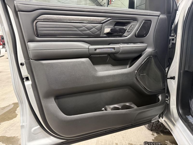 New 2026 RAM 1500 Limited Crew Cab 4x4 5